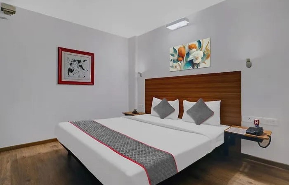 Royal Samrat Residency